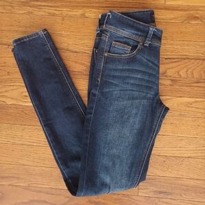 Indigo Rein, size 5, W26 L27, dark blue, skinny jeans. In great condition!